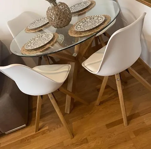 A Covina Διαμέρισμα *